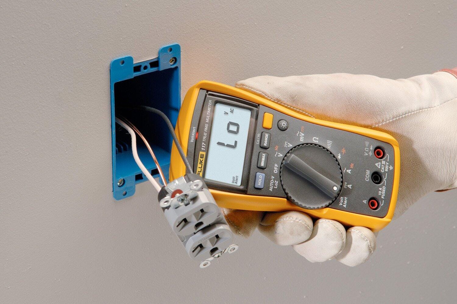 Fluke 117C 非接触式电压测量万用表 图5