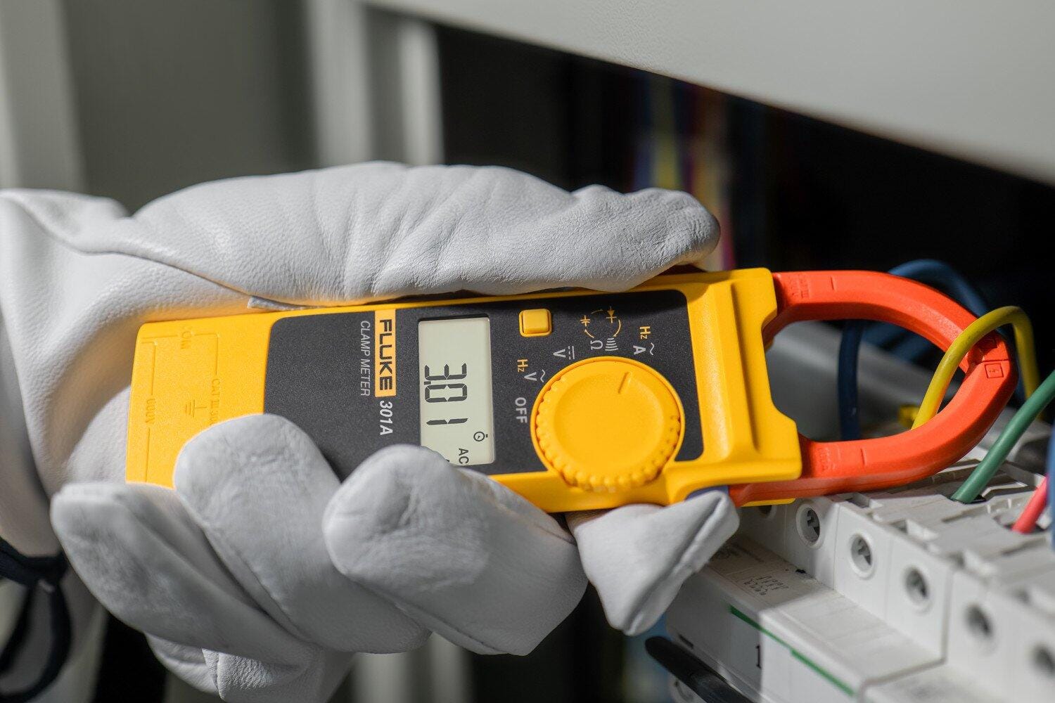 Fluke 301A 刀锋系列钳形表 图5