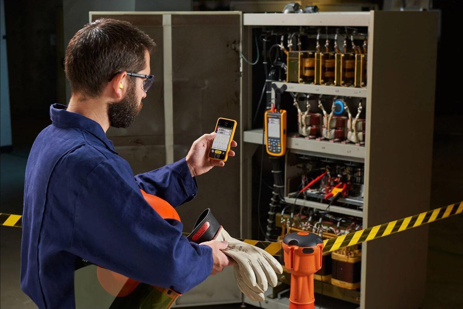 Fluke 120B 系列 ScopeMeter® 工业用手持式示波表 图5