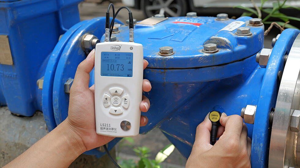 LS211超声波测厚仪测试管道