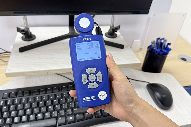 林上光谱照度计LS330 林上光谱照度计LS330