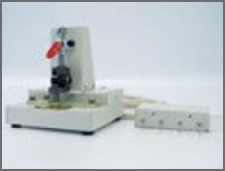 Chroma 16502 Milliohm Meter