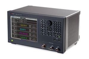 E4982A LCR表，1 MHz 至 300 MHz / 500 MHz / 1 GHz / 3 GHz 图3