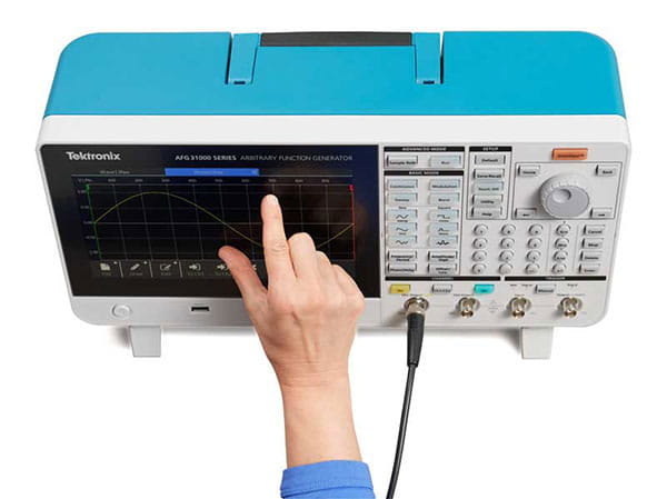 AFG31000 任意波函数发生器 图7