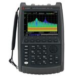 N9916BFieldFox 分析仪，14 GHz 图1